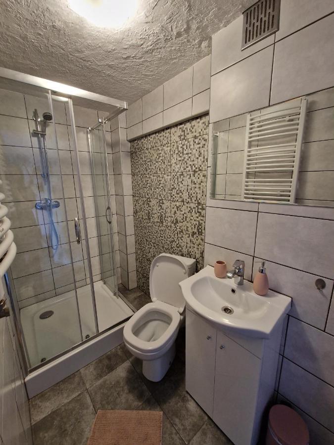 Hotel Stara Kuznia Radkow Esterno foto