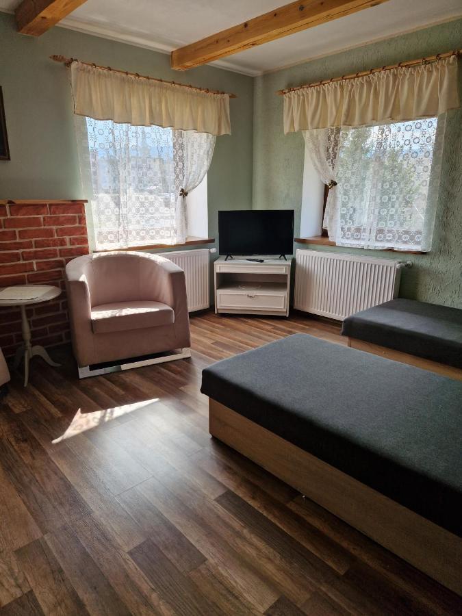 Hotel Stara Kuznia Radkow Esterno foto