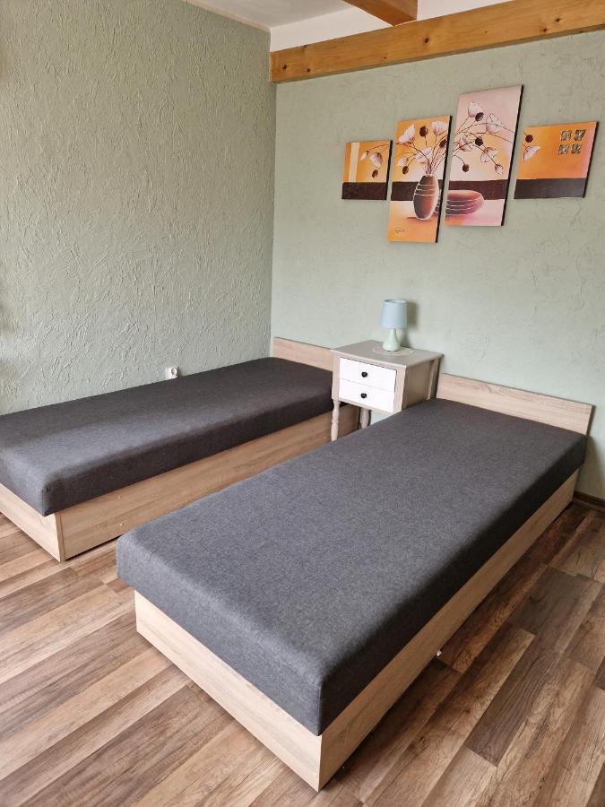 Hotel Stara Kuznia Radkow Esterno foto
