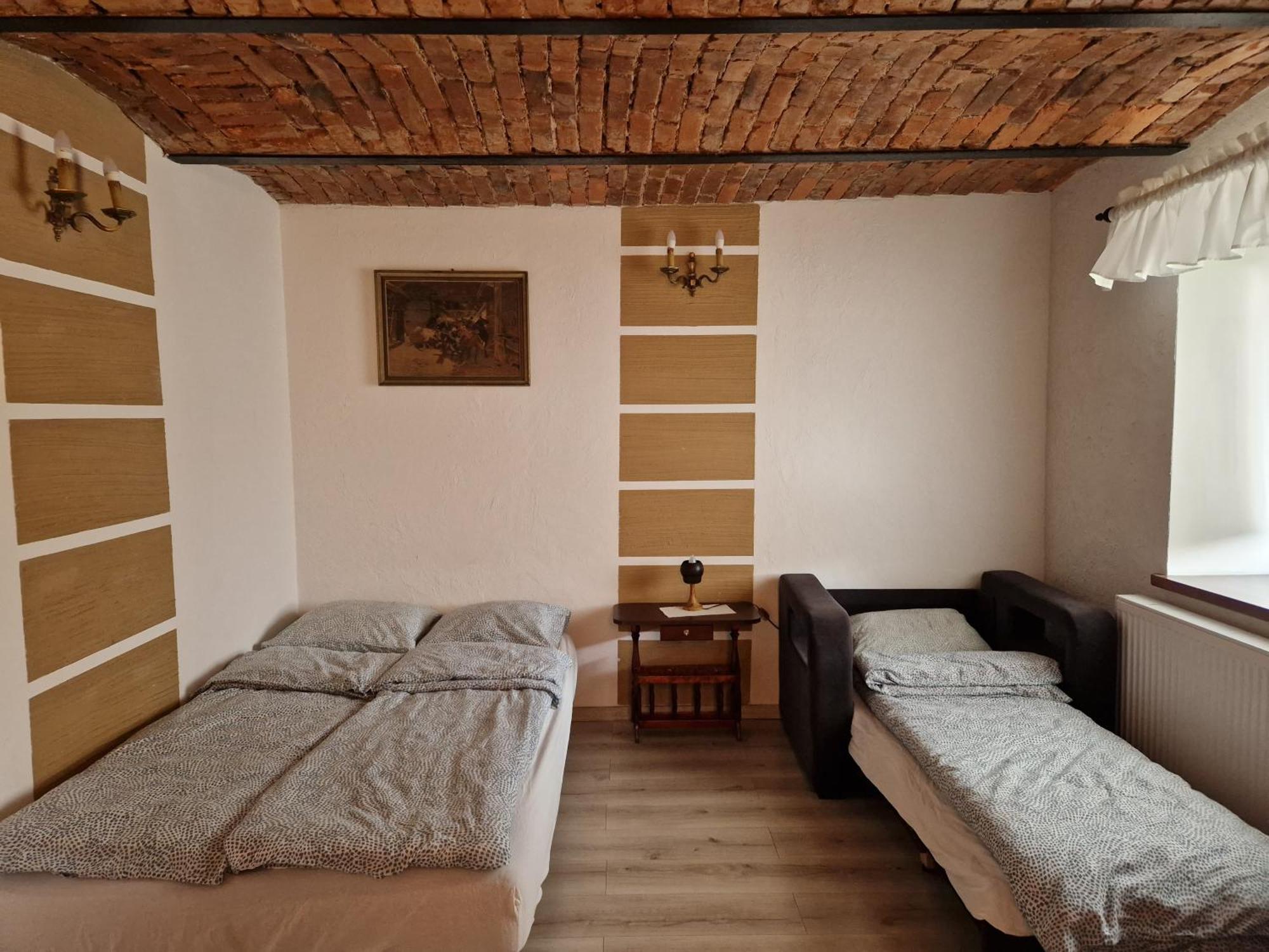 Hotel Stara Kuznia Radkow Esterno foto