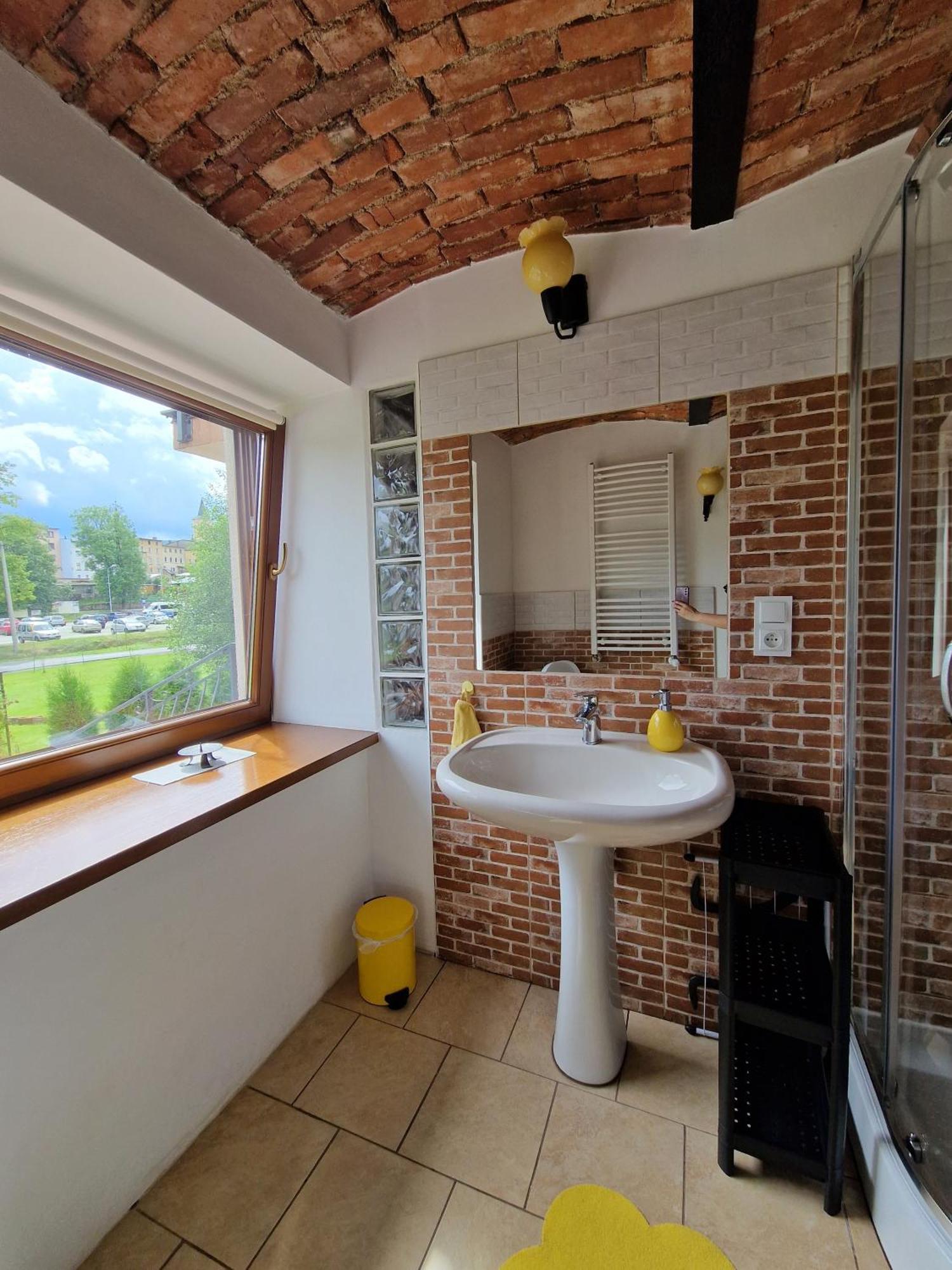 Hotel Stara Kuznia Radkow Esterno foto